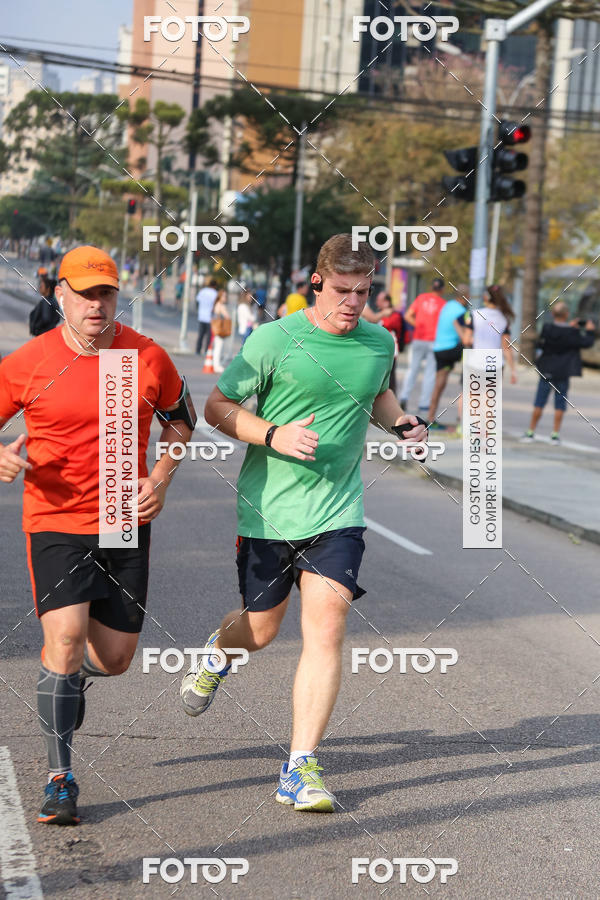 Buy your photos of the eventMeia Maratona Internacional de Curitiba 2018 on Fotop
