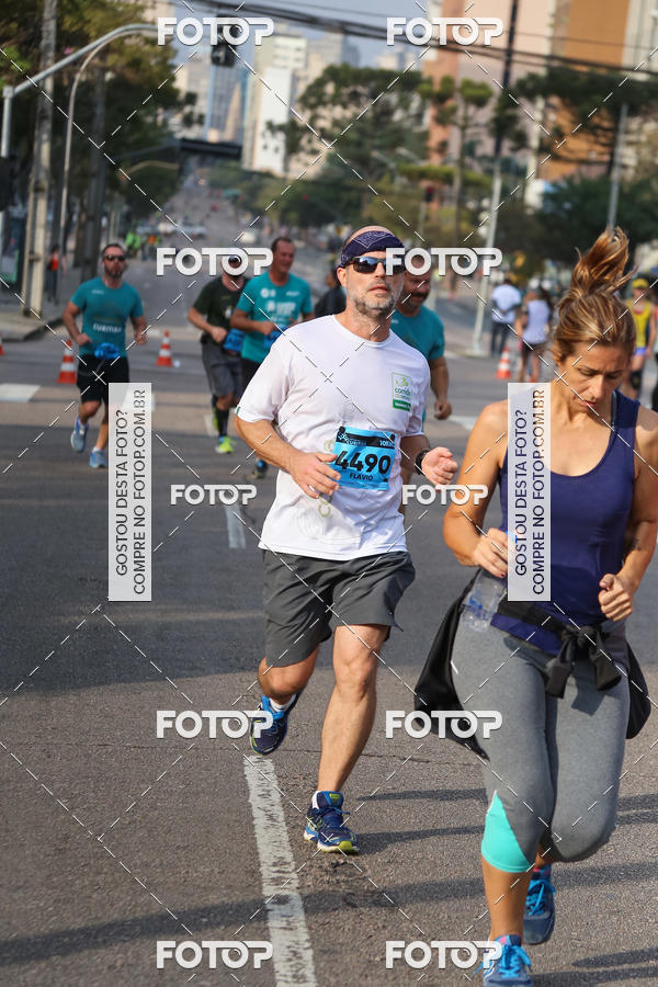 Buy your photos of the eventMeia Maratona Internacional de Curitiba 2018 on Fotop