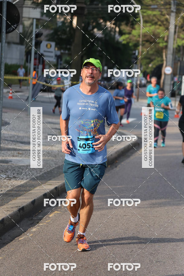 Buy your photos of the eventMeia Maratona Internacional de Curitiba 2018 on Fotop