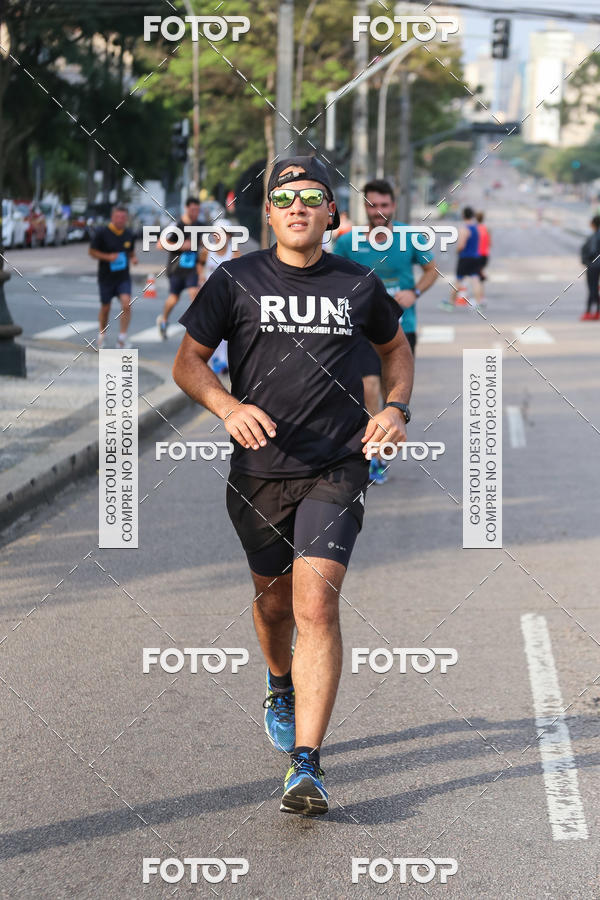 Buy your photos of the eventMeia Maratona Internacional de Curitiba 2018 on Fotop
