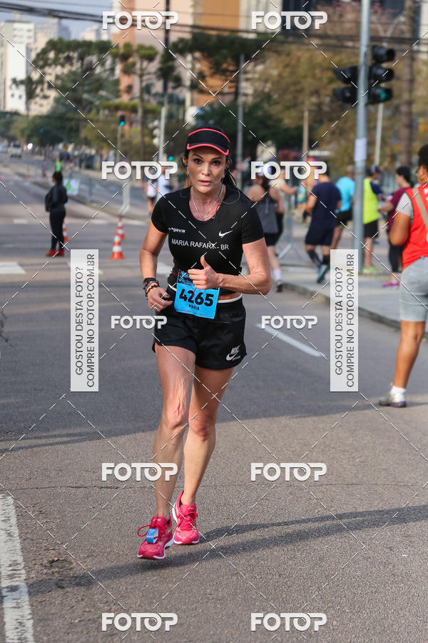 Buy your photos of the eventMeia Maratona Internacional de Curitiba 2018 on Fotop
