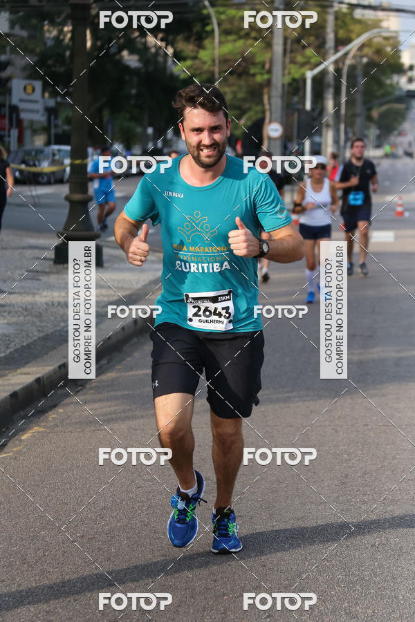 Buy your photos of the eventMeia Maratona Internacional de Curitiba 2018 on Fotop