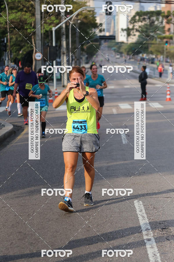 Buy your photos of the eventMeia Maratona Internacional de Curitiba 2018 on Fotop
