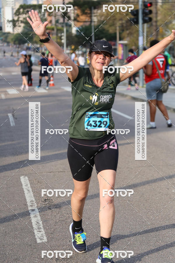 Buy your photos of the eventMeia Maratona Internacional de Curitiba 2018 on Fotop