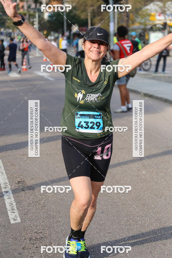 Buy your photos of the eventMeia Maratona Internacional de Curitiba 2018 on Fotop