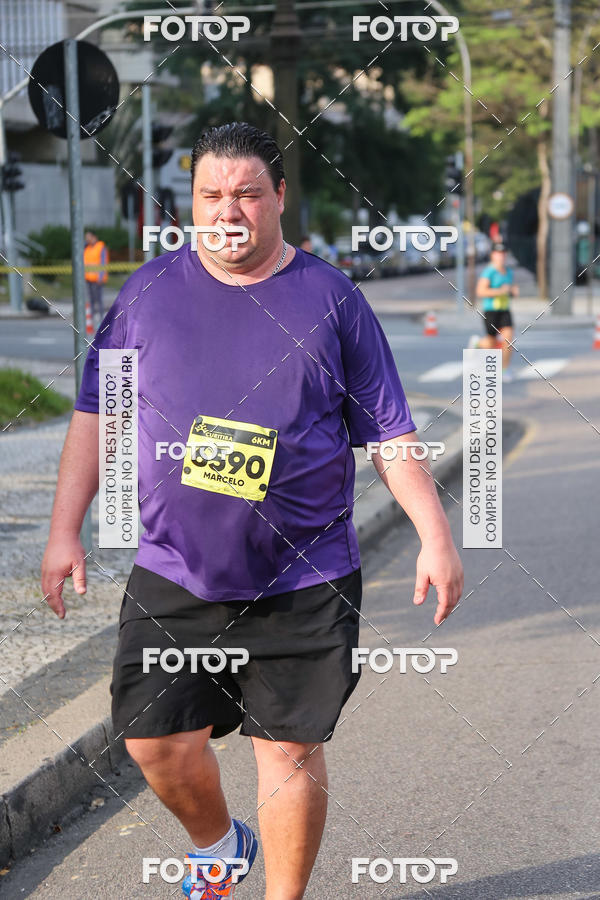 Buy your photos of the eventMeia Maratona Internacional de Curitiba 2018 on Fotop