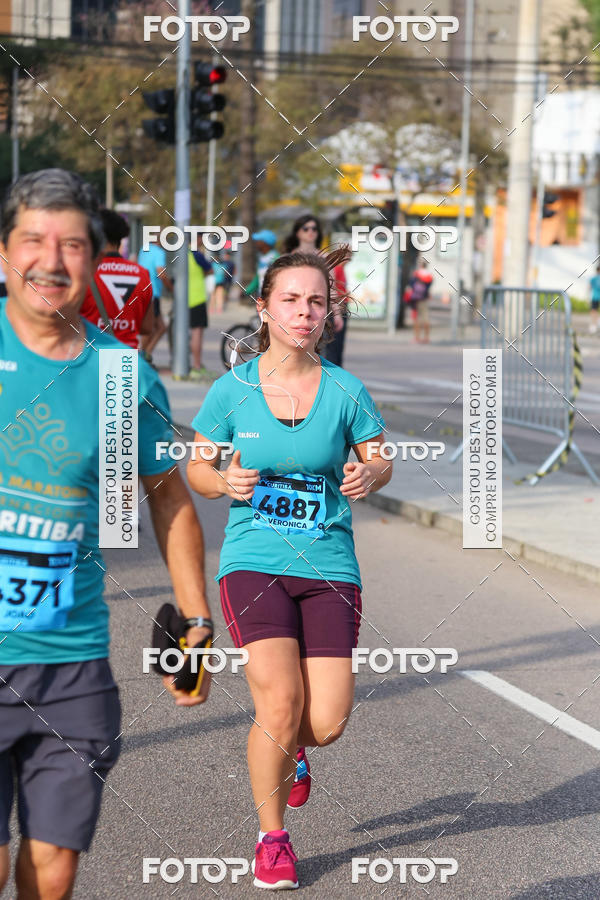 Buy your photos of the eventMeia Maratona Internacional de Curitiba 2018 on Fotop