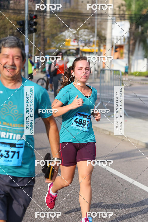 Buy your photos of the eventMeia Maratona Internacional de Curitiba 2018 on Fotop