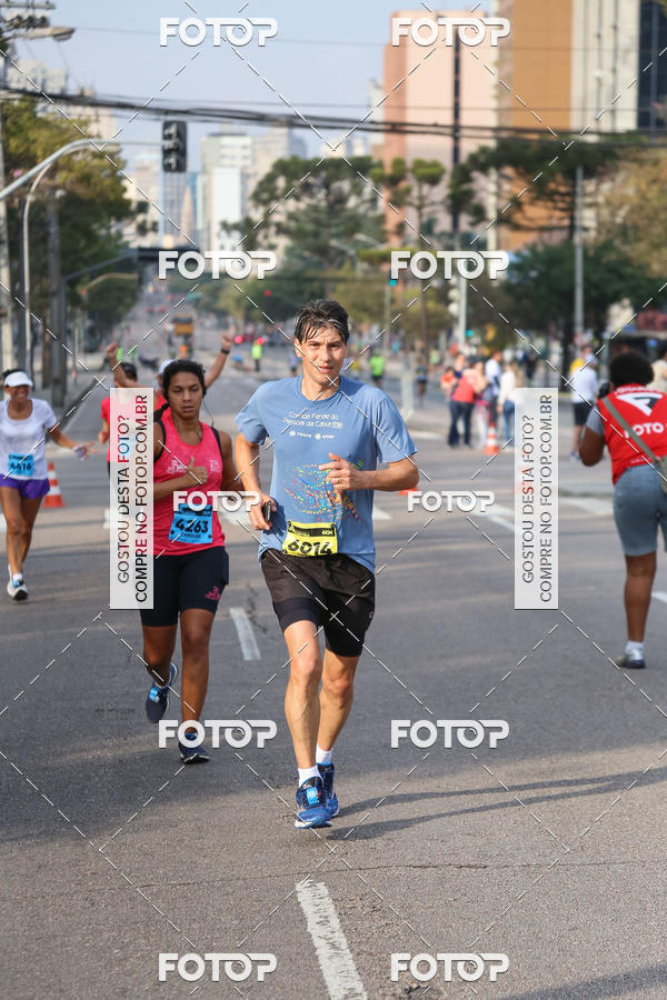 Buy your photos of the eventMeia Maratona Internacional de Curitiba 2018 on Fotop