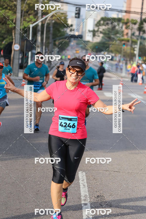 Buy your photos of the eventMeia Maratona Internacional de Curitiba 2018 on Fotop