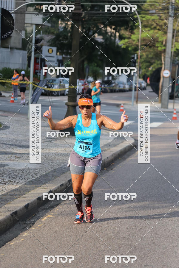 Buy your photos of the eventMeia Maratona Internacional de Curitiba 2018 on Fotop