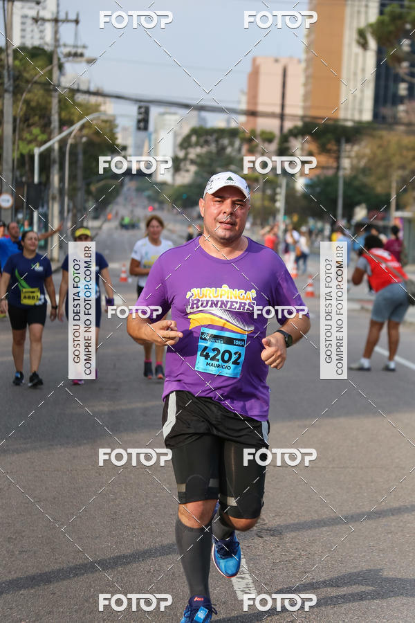 Buy your photos of the eventMeia Maratona Internacional de Curitiba 2018 on Fotop