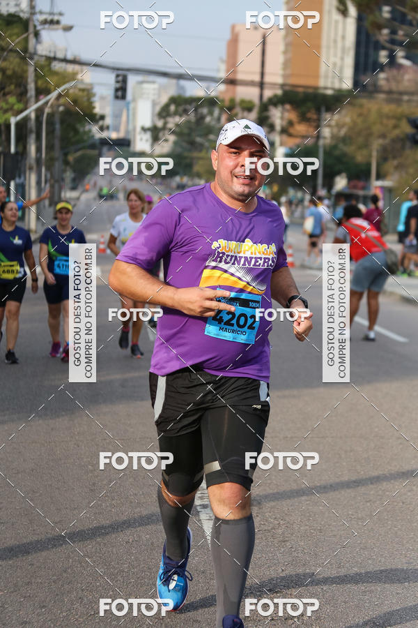 Buy your photos of the eventMeia Maratona Internacional de Curitiba 2018 on Fotop