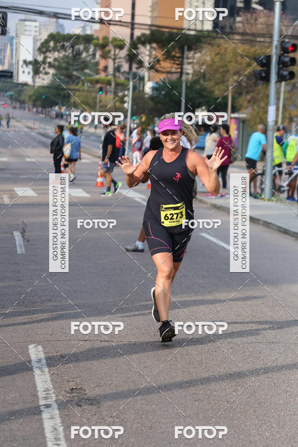 Buy your photos of the eventMeia Maratona Internacional de Curitiba 2018 on Fotop