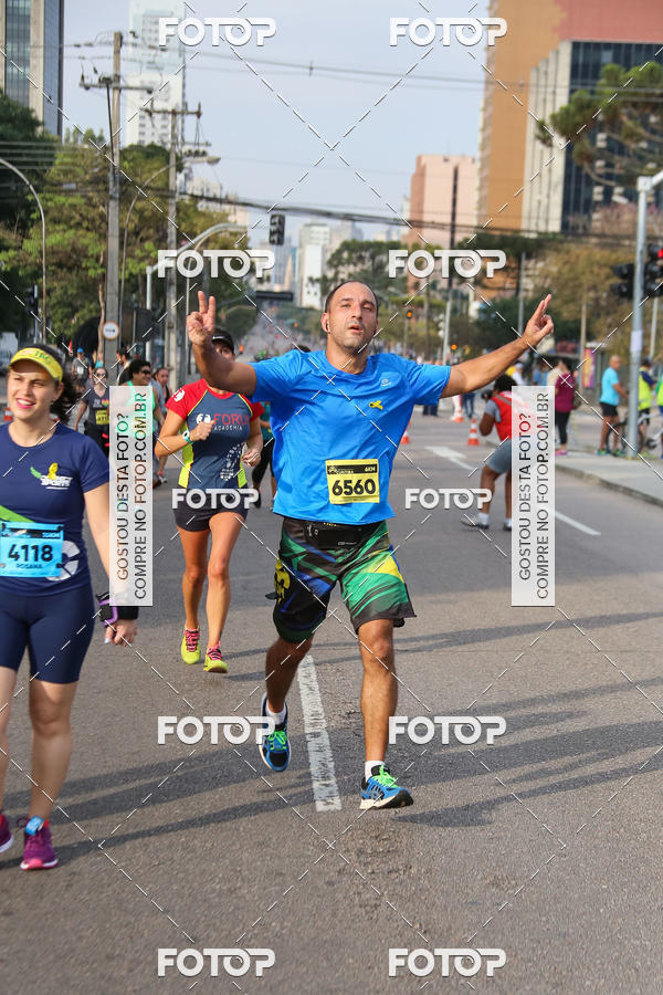 Buy your photos of the eventMeia Maratona Internacional de Curitiba 2018 on Fotop