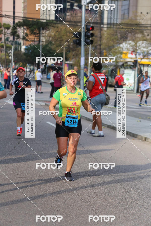 Buy your photos of the eventMeia Maratona Internacional de Curitiba 2018 on Fotop