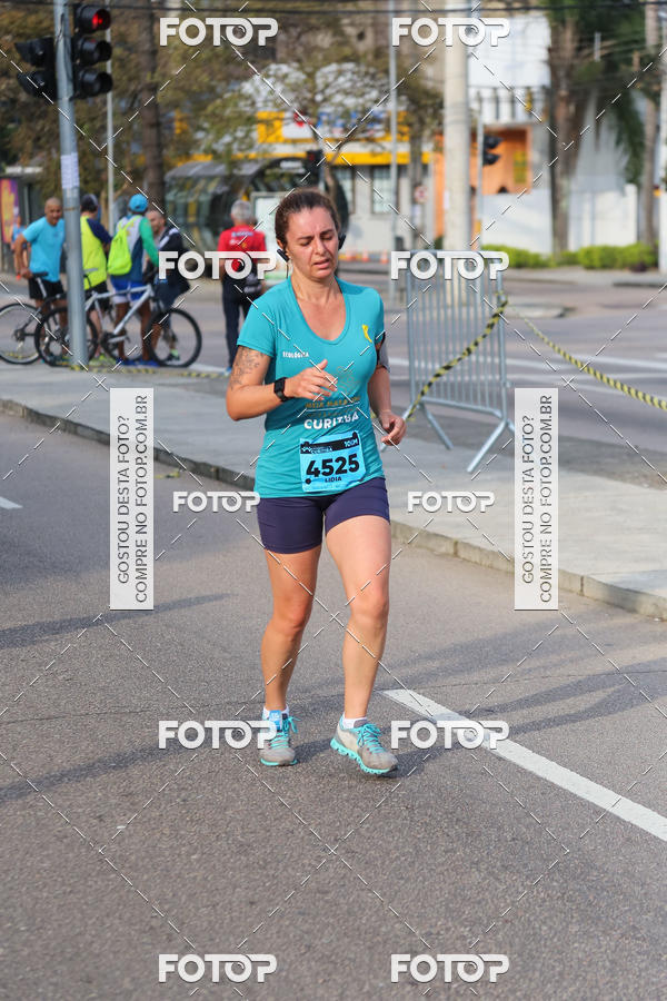 Buy your photos of the eventMeia Maratona Internacional de Curitiba 2018 on Fotop
