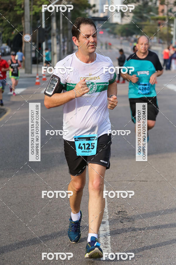 Buy your photos of the eventMeia Maratona Internacional de Curitiba 2018 on Fotop