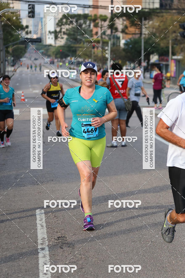 Buy your photos of the eventMeia Maratona Internacional de Curitiba 2018 on Fotop