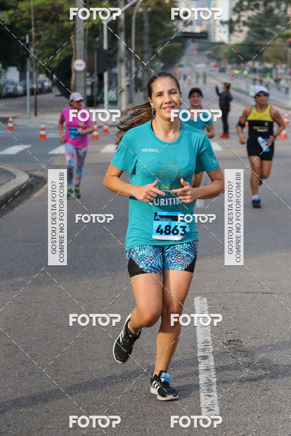 Buy your photos of the eventMeia Maratona Internacional de Curitiba 2018 on Fotop