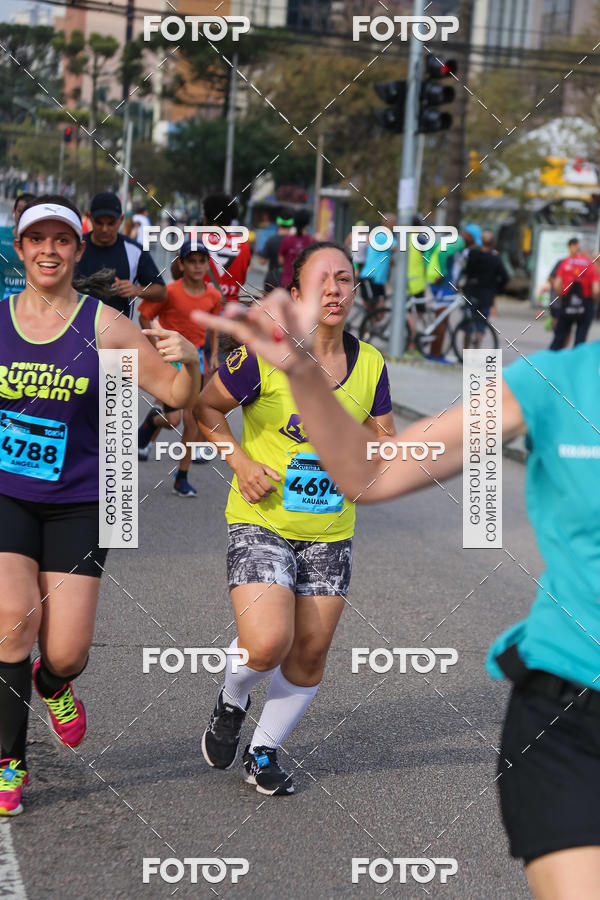 Buy your photos of the eventMeia Maratona Internacional de Curitiba 2018 on Fotop