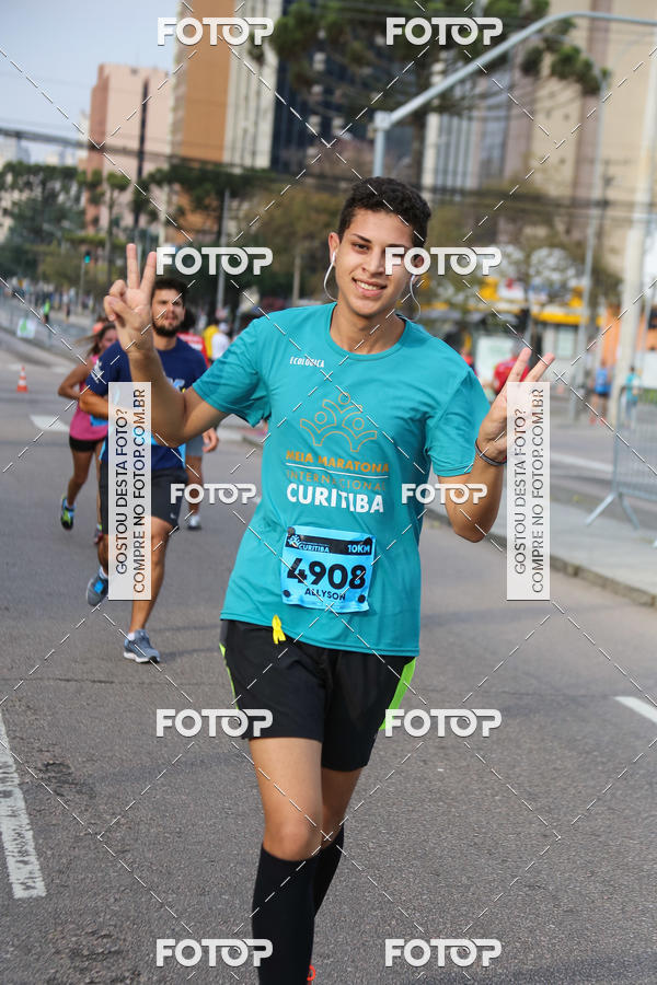 Buy your photos of the eventMeia Maratona Internacional de Curitiba 2018 on Fotop