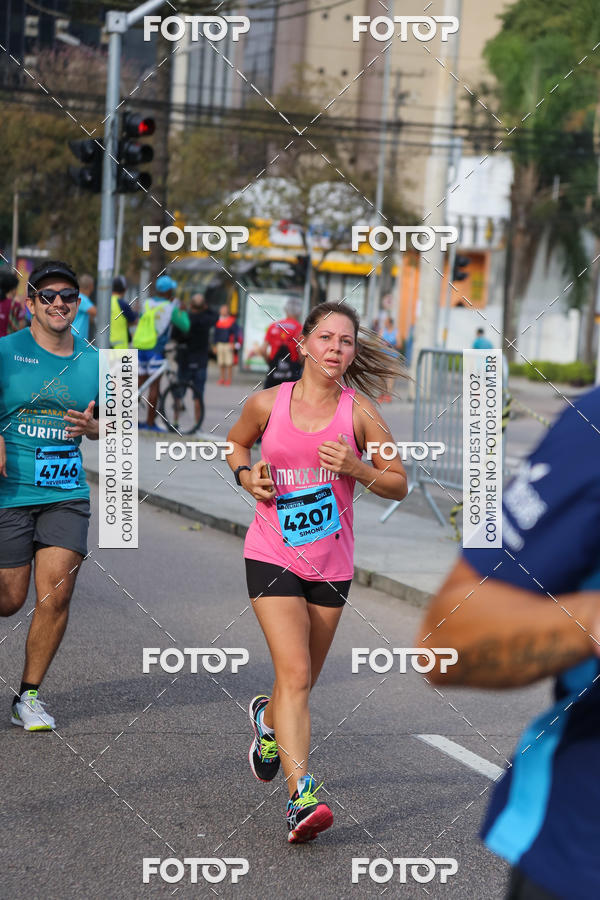 Buy your photos of the eventMeia Maratona Internacional de Curitiba 2018 on Fotop