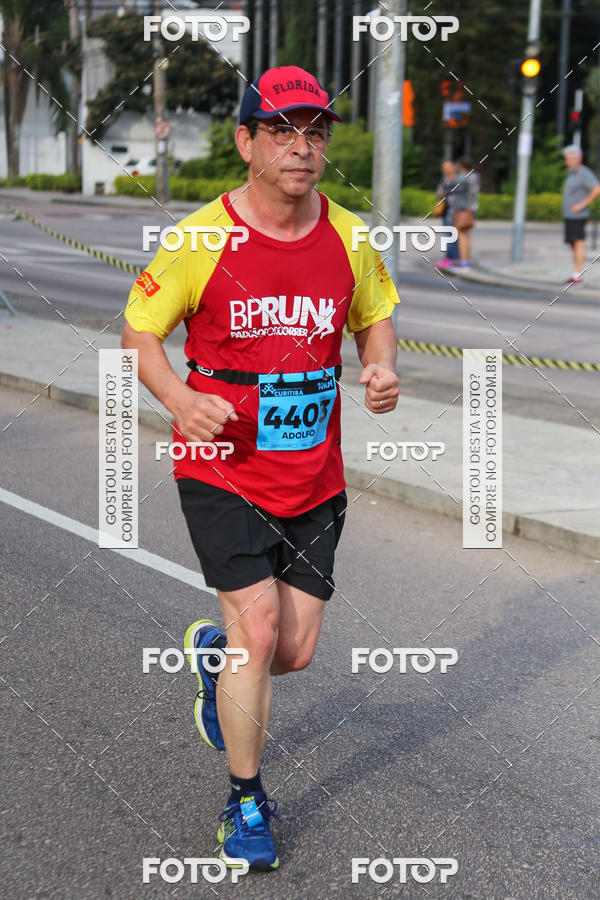 Buy your photos of the eventMeia Maratona Internacional de Curitiba 2018 on Fotop