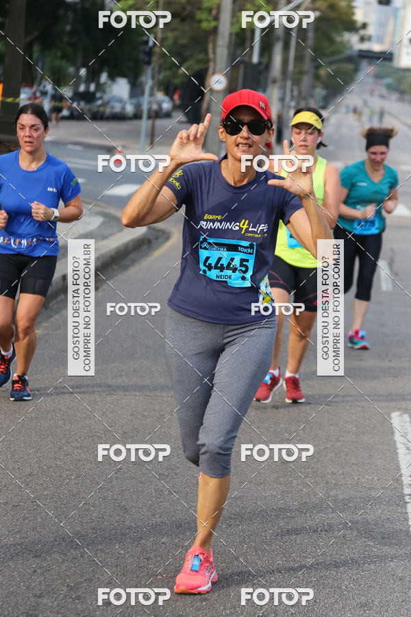 Buy your photos of the eventMeia Maratona Internacional de Curitiba 2018 on Fotop