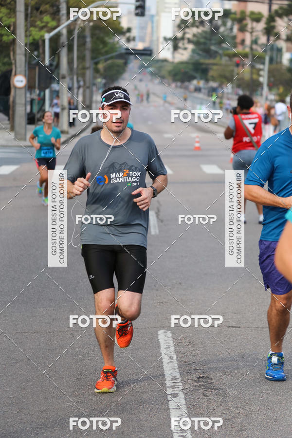 Buy your photos of the eventMeia Maratona Internacional de Curitiba 2018 on Fotop