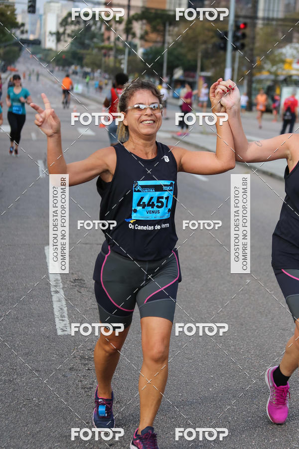 Buy your photos of the eventMeia Maratona Internacional de Curitiba 2018 on Fotop