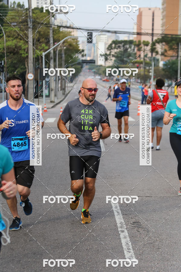 Buy your photos of the eventMeia Maratona Internacional de Curitiba 2018 on Fotop