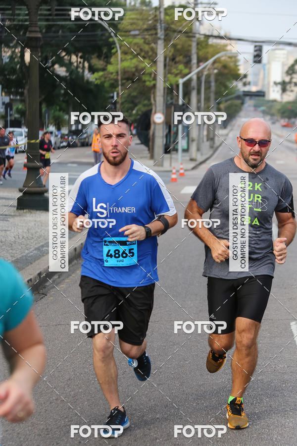 Buy your photos of the eventMeia Maratona Internacional de Curitiba 2018 on Fotop