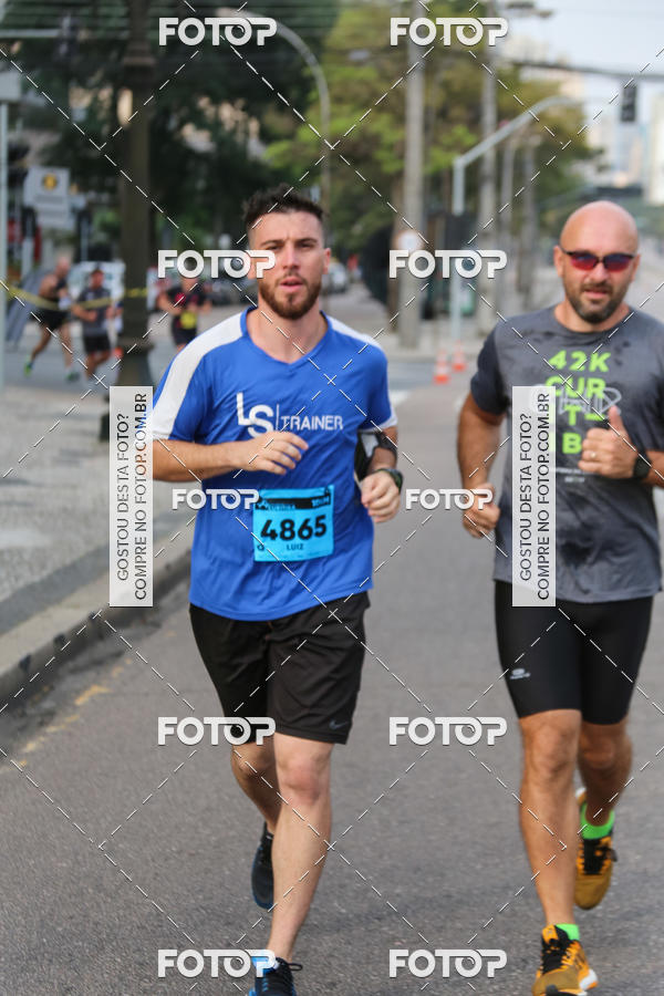 Buy your photos of the eventMeia Maratona Internacional de Curitiba 2018 on Fotop