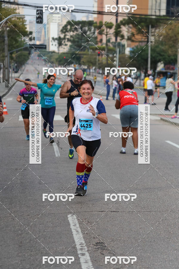 Buy your photos of the eventMeia Maratona Internacional de Curitiba 2018 on Fotop