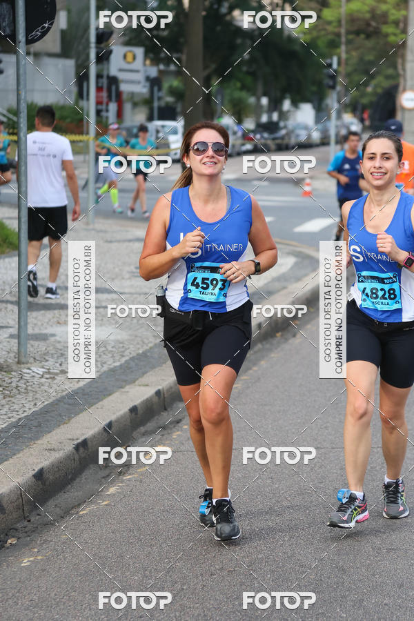 Buy your photos of the eventMeia Maratona Internacional de Curitiba 2018 on Fotop