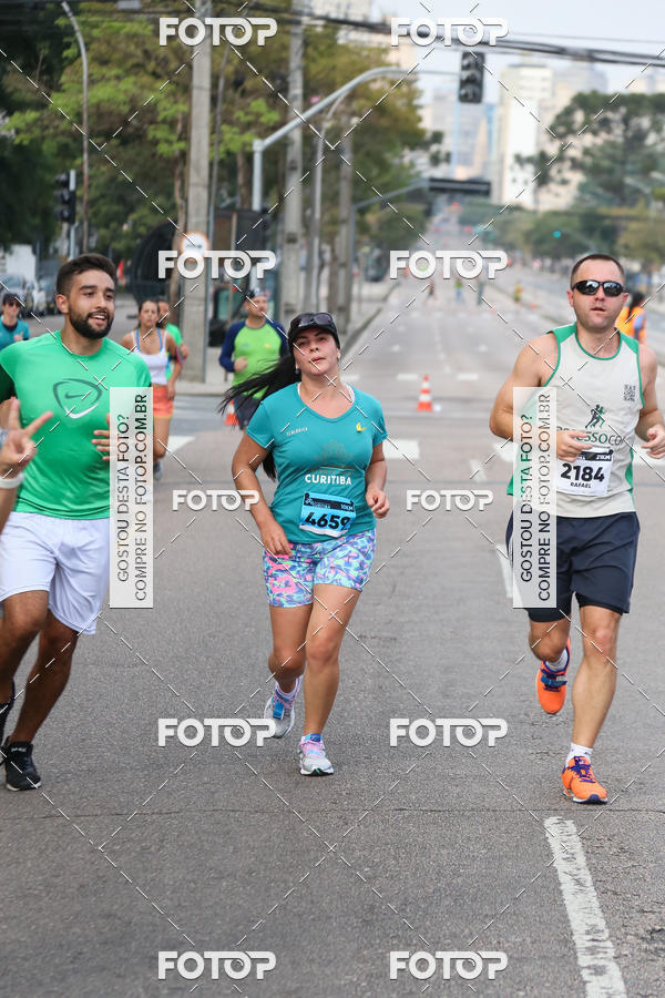 Buy your photos of the eventMeia Maratona Internacional de Curitiba 2018 on Fotop
