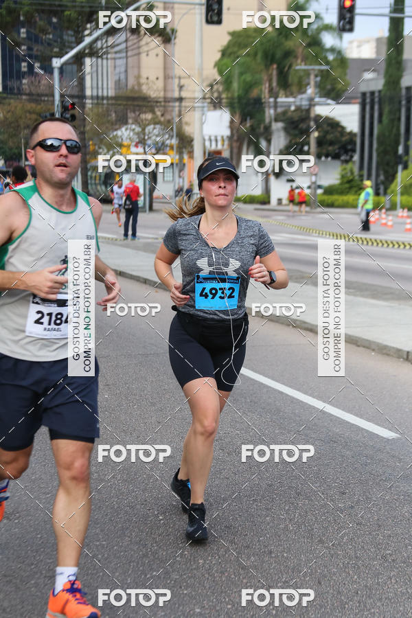 Buy your photos of the eventMeia Maratona Internacional de Curitiba 2018 on Fotop