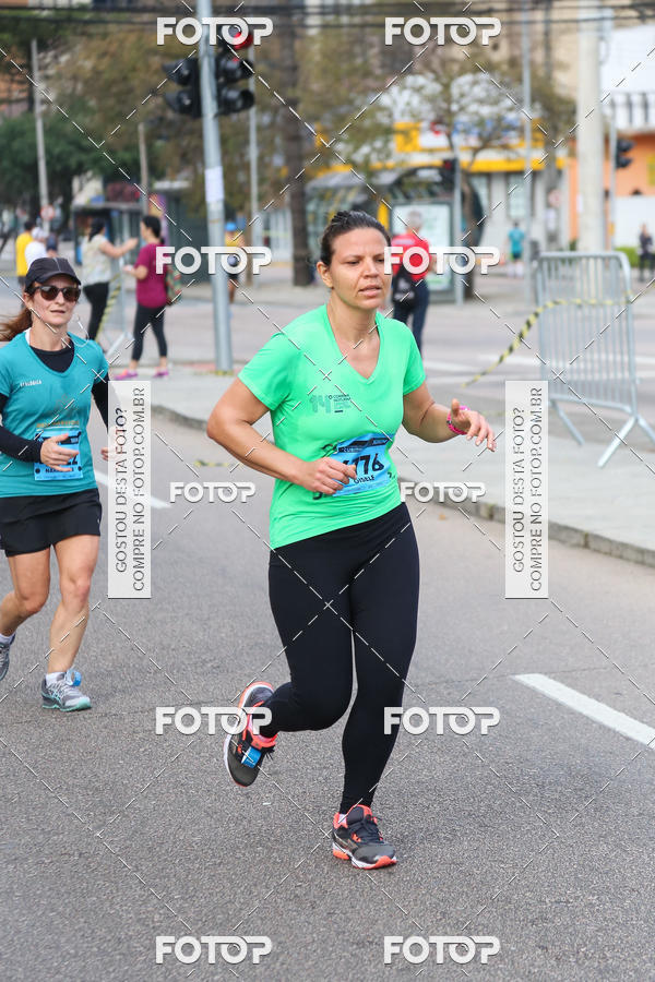 Buy your photos of the eventMeia Maratona Internacional de Curitiba 2018 on Fotop
