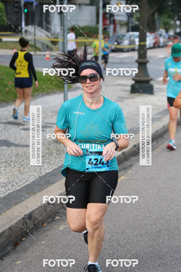 Buy your photos of the eventMeia Maratona Internacional de Curitiba 2018 on Fotop