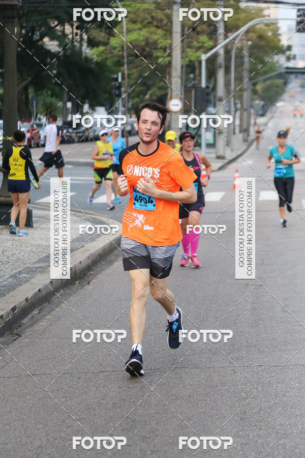 Buy your photos of the eventMeia Maratona Internacional de Curitiba 2018 on Fotop