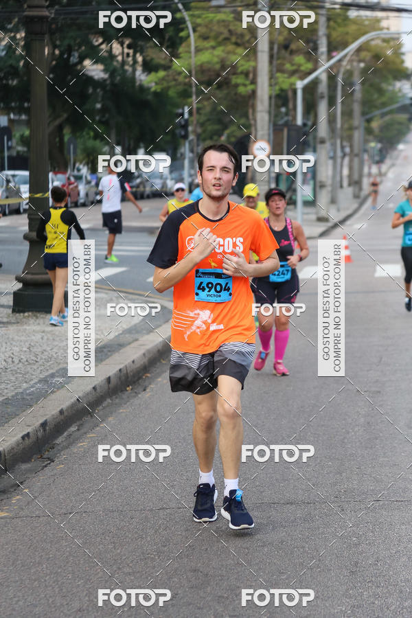 Buy your photos of the eventMeia Maratona Internacional de Curitiba 2018 on Fotop