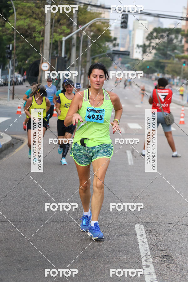 Buy your photos of the eventMeia Maratona Internacional de Curitiba 2018 on Fotop