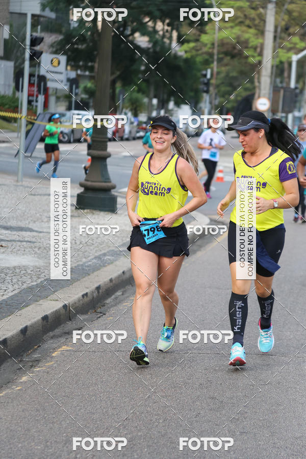 Buy your photos of the eventMeia Maratona Internacional de Curitiba 2018 on Fotop