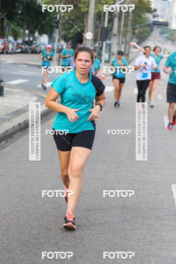 Buy your photos of the eventMeia Maratona Internacional de Curitiba 2018 on Fotop