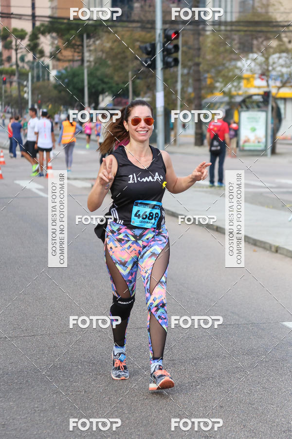Buy your photos of the eventMeia Maratona Internacional de Curitiba 2018 on Fotop