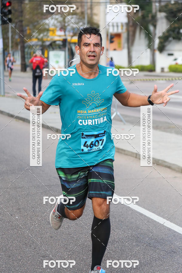 Buy your photos of the eventMeia Maratona Internacional de Curitiba 2018 on Fotop