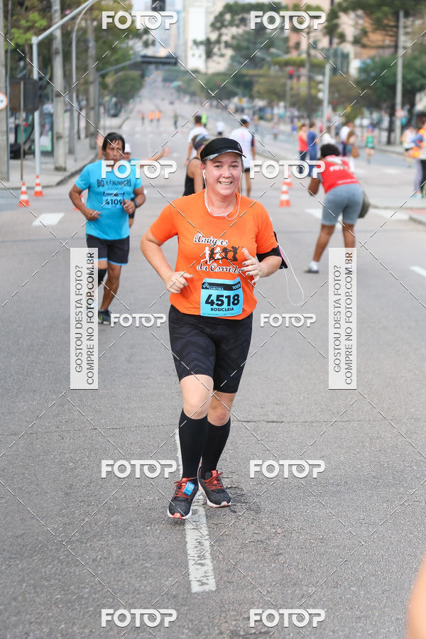 Buy your photos of the eventMeia Maratona Internacional de Curitiba 2018 on Fotop
