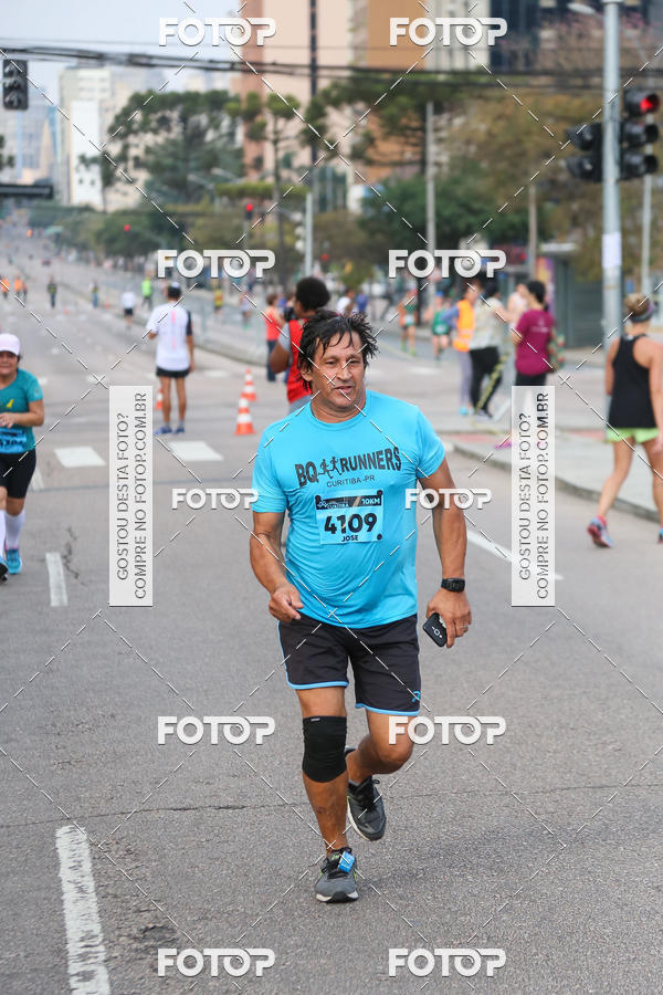 Buy your photos of the eventMeia Maratona Internacional de Curitiba 2018 on Fotop