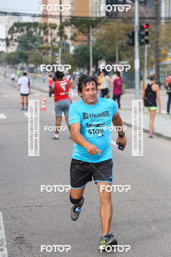 Buy your photos of the eventMeia Maratona Internacional de Curitiba 2018 on Fotop